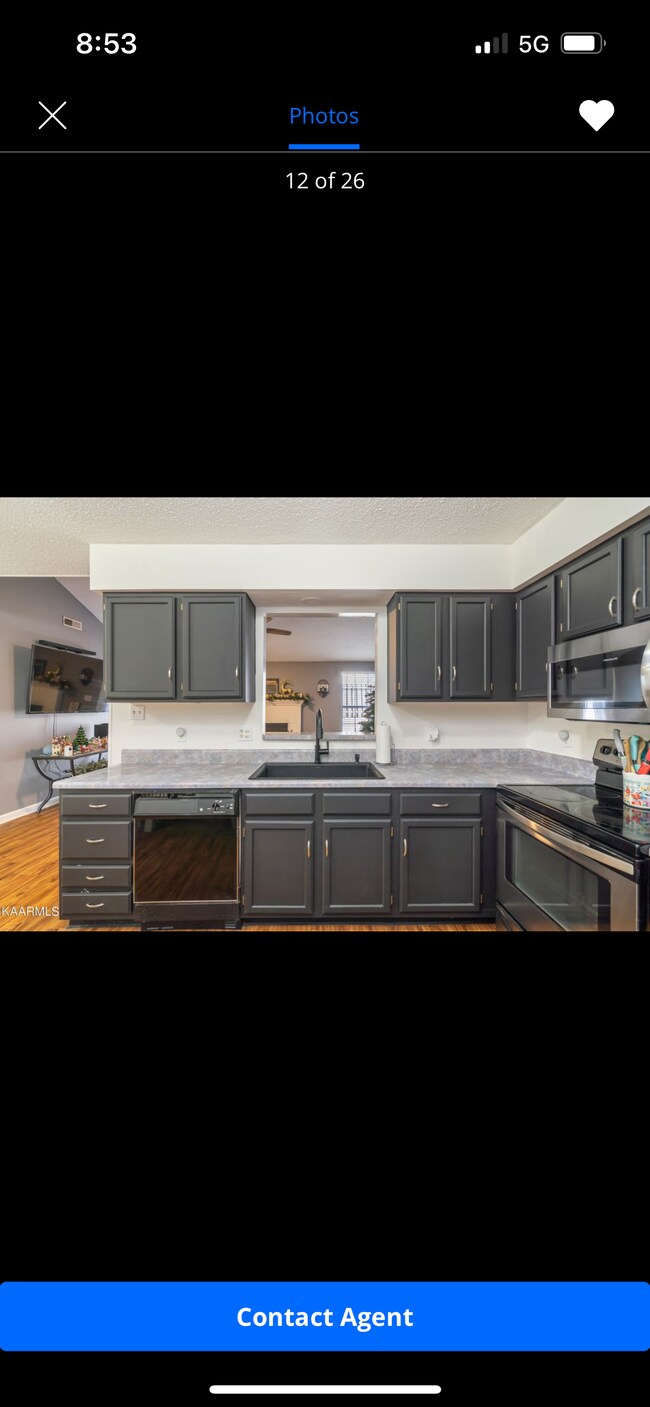 Foto del edificio - 7904 Cavanaugh Way