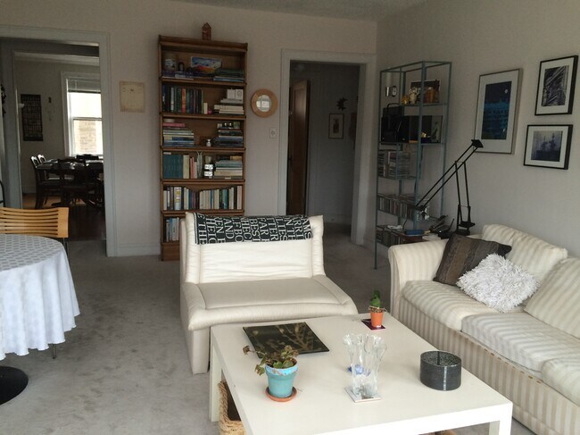 Living Room - 1218 Central St