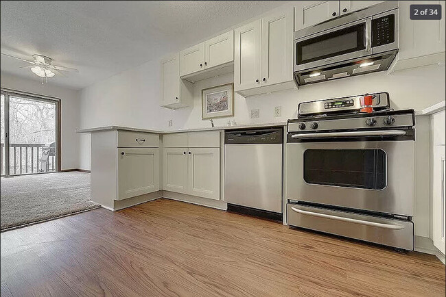 Kitchen 1 - 1633 Hickory Ln