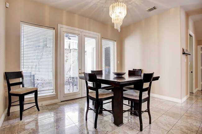 Building Photo - Houston Association of Realtors