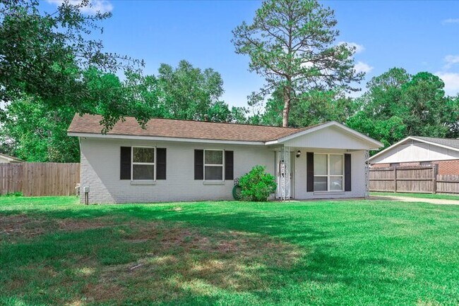 Building Photo - 7609 Hammond Dr