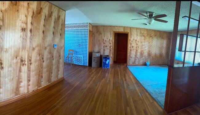 Building Photo - 1706 N 15th St