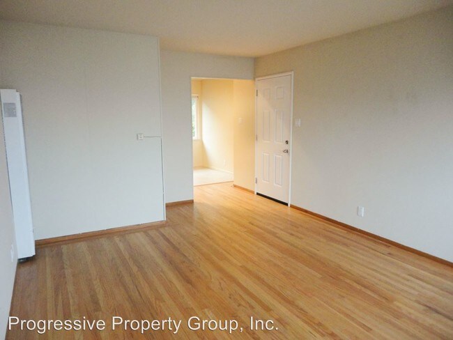 Building Photo - 110 Carlotta Cir