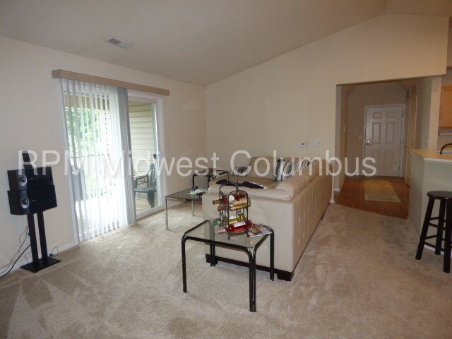 Foto del edificio - 2BR Condo at Dorothy's Pond