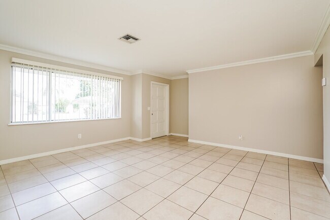 Foto del edificio - 3410 SE 11th Ave