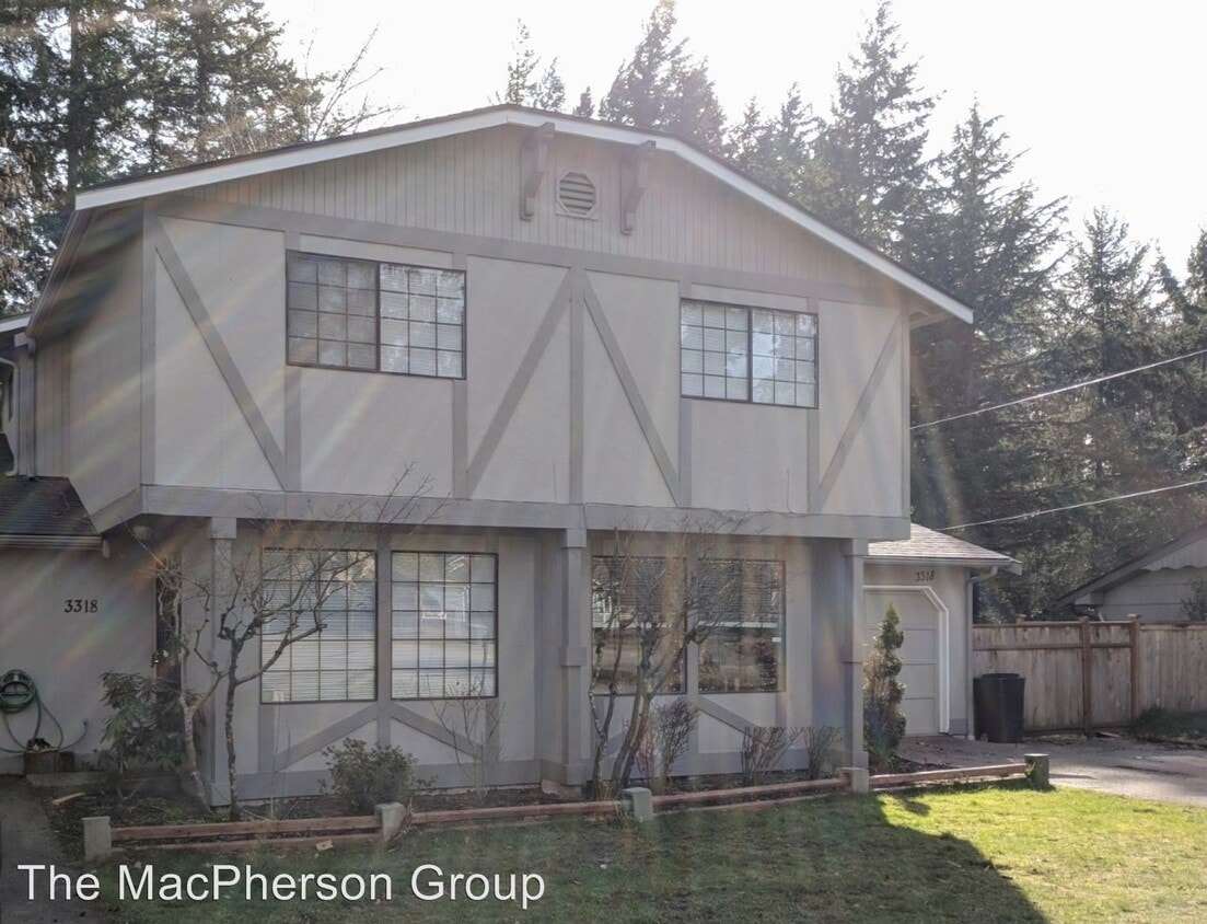Primary Photo - 3318 Lincoln Way
