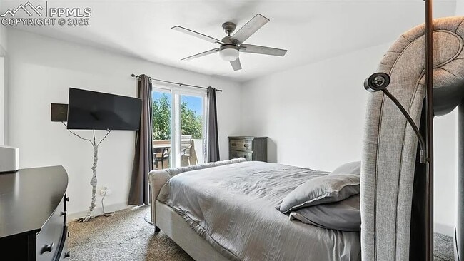 Foto del edificio - 2250 E La Salle St