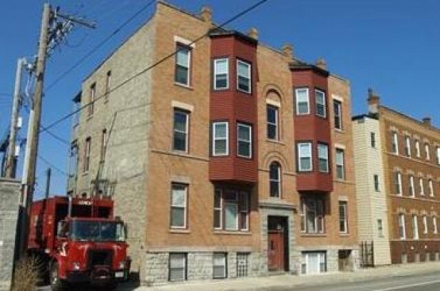 Primary Photo - 2940 W Augusta Blvd