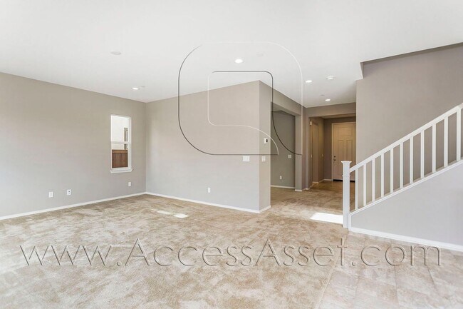 Building Photo - Dream Home With 4 Bed/3 Bath In Heritage L...