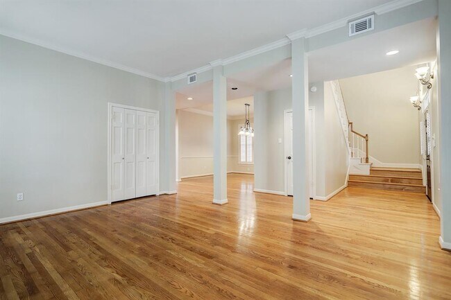 Foto del edificio - 6639 Rutgers Ave