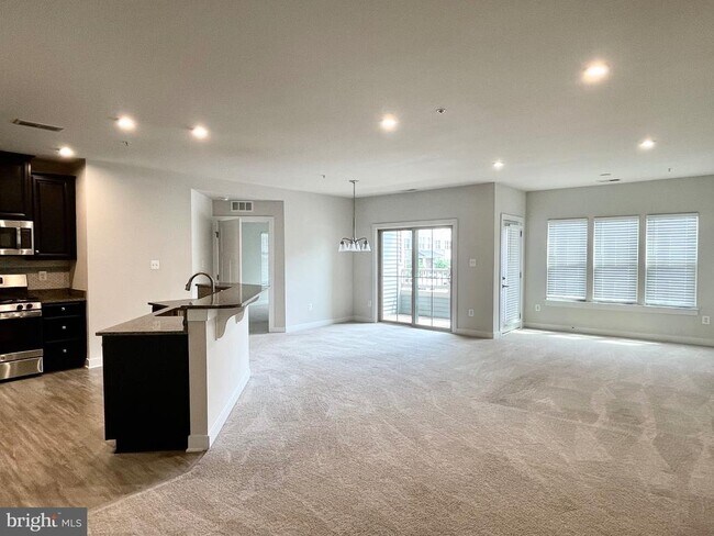 Foto del edificio - 5742 Meadowood St