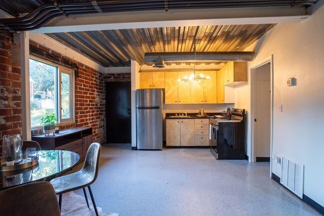 Foto del edificio - 15 Burbank Dr SW