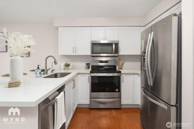 Foto del edificio - 11215 NE 128th St