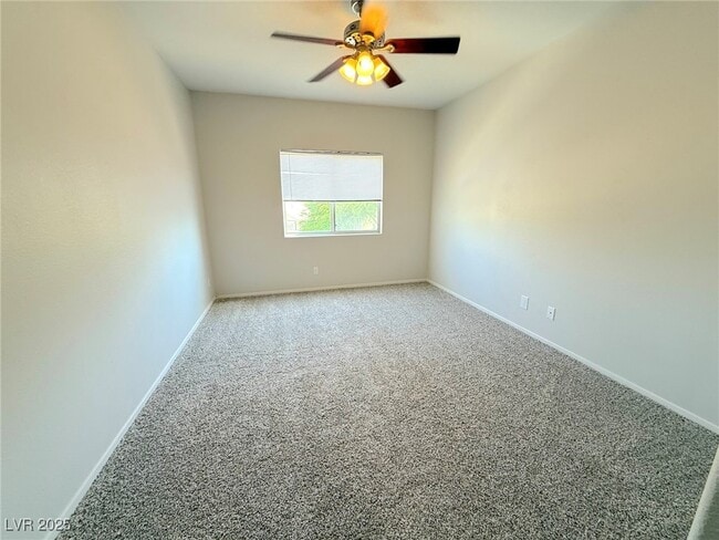 Building Photo - 5655 E Sahara Ave