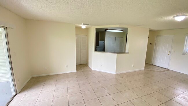 Building Photo - 3417 NW 44th St