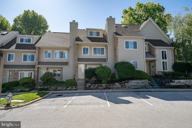 Photo - 344 Brigade Ct Townhome
