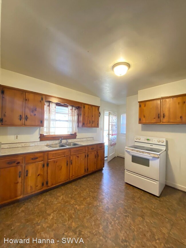 Building Photo - 3 br, 1 bath House - 3516 Norway Avenue NW
