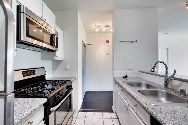 Foto del edificio - 1524 1st Ave