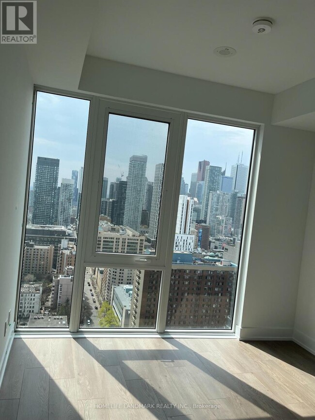 Photo du bâtiment - 308 Jarvis St