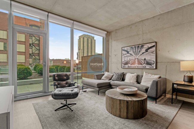 Foto del edificio - 1400 S State St