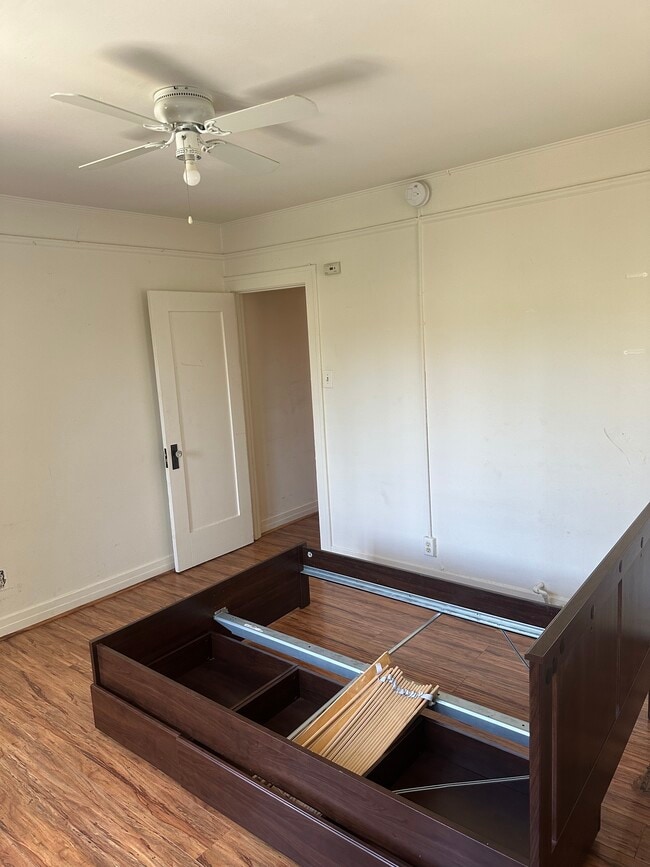 Foto del edificio - 5127 1/2 Marathon St