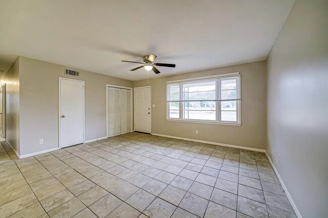 Foto del edificio - 693 Aldrich St NE