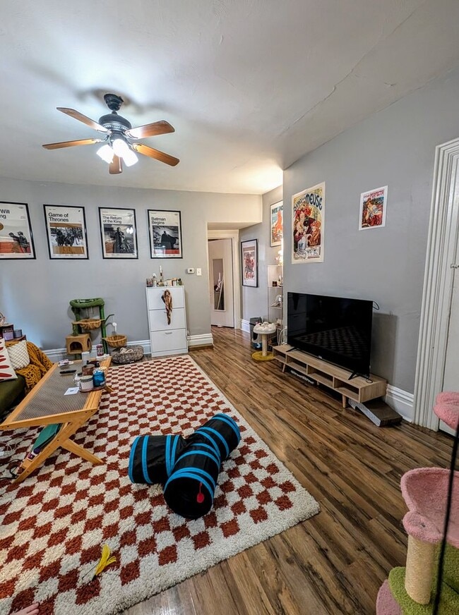 Photo - 138 S 24th St Apartment