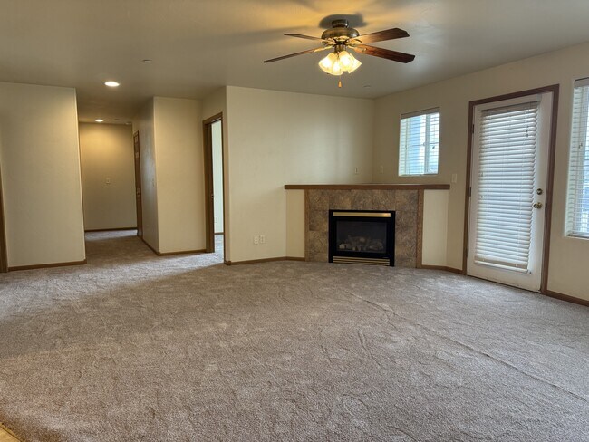 Foto del edificio - 111 N Shore Dr