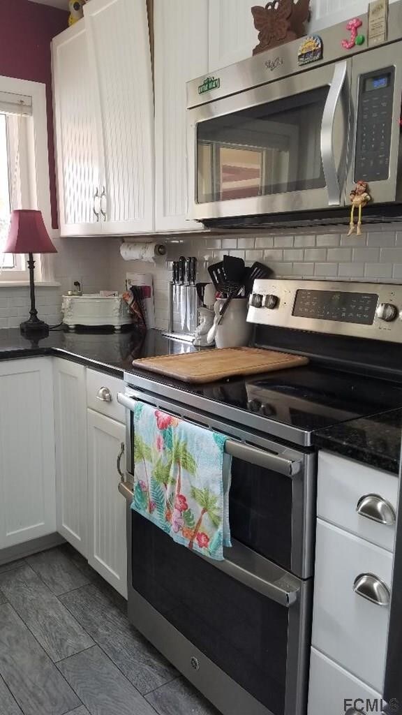 Building Photo - 6259 N Ocean Shore Blvd