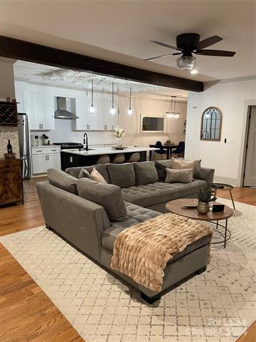 Foto del edificio - 2409 Marlowe Ave