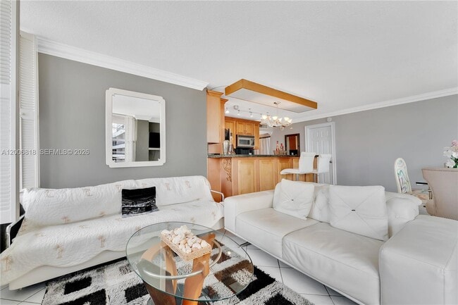 Foto del edificio - 5555 Collins Ave