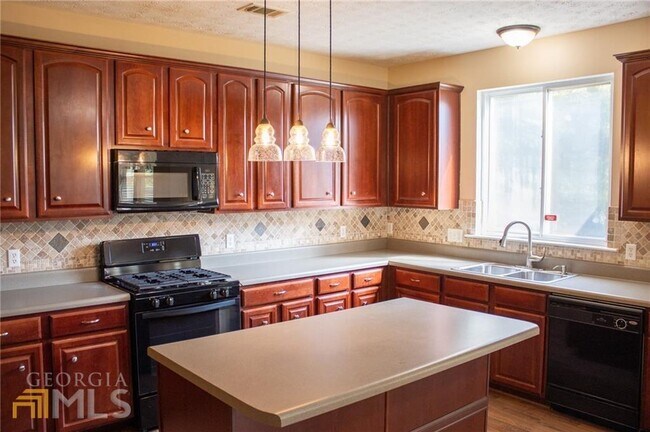 Foto del edificio - 3870 New Salem Ct