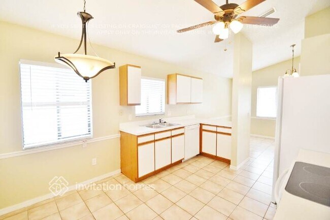 Foto del edificio - 4311 Kipling Ave