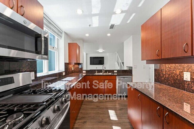 Foto del edificio - 300 W Beech St