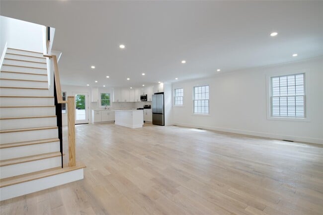 Building Photo - 30 Kirkwood Rd