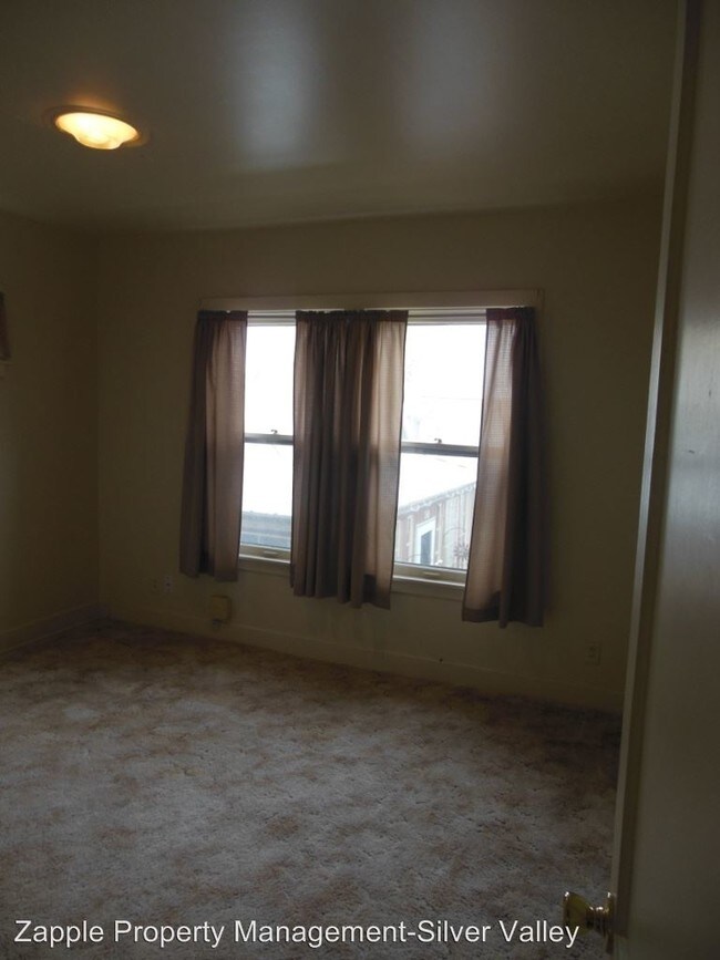 512 Main St, Kellogg, ID 83837 Apartment for Rent in Kellogg, ID