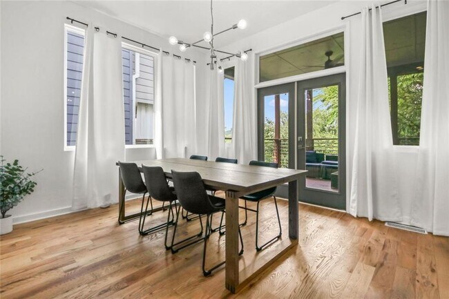 Foto del edificio - 753 Fraser St SE