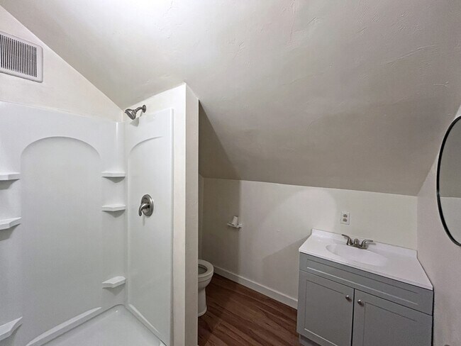 Foto del edificio - 1510 Concord St