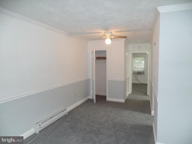 Building Photo - 1400 N Kenilworth St