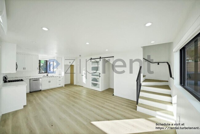 Foto del edificio - 4935 Cloud Ave