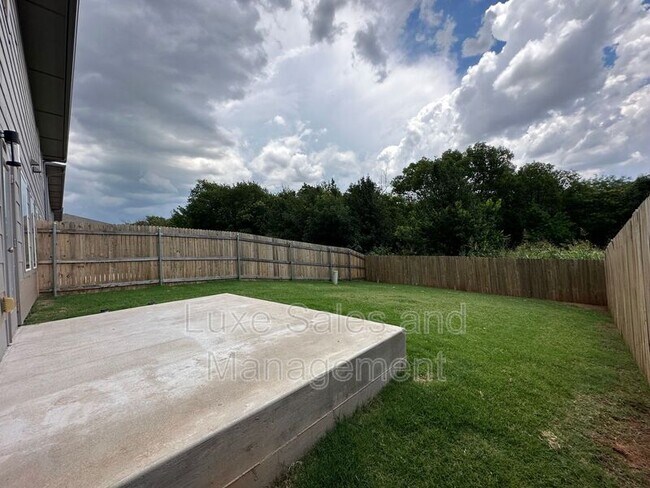 Building Photo - 13508 Vinita Dr