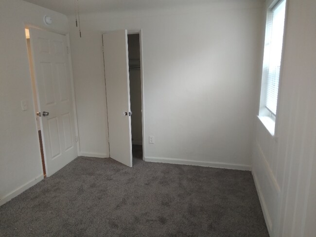 Foto del edificio - 3158 Algonquin Pkwy