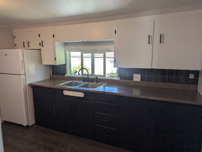 Foto del edificio - 2010 Dickinson Ave NW