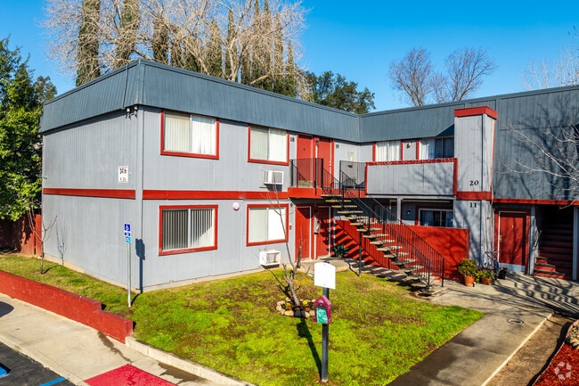 Building Photo - River Bend Park