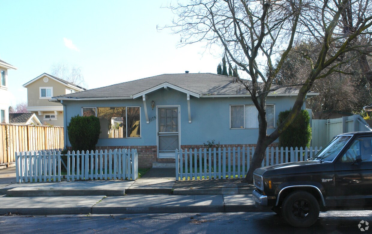 Building Photo - 1179 Bonita Ave