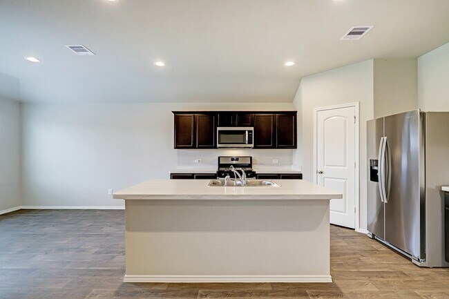 Foto del edificio - 5603 Providence Green Ct