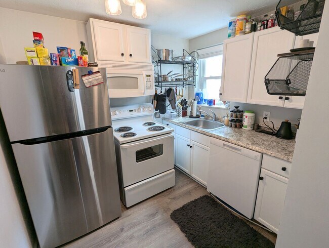 Photo - 118-120 S 25th St Townhome