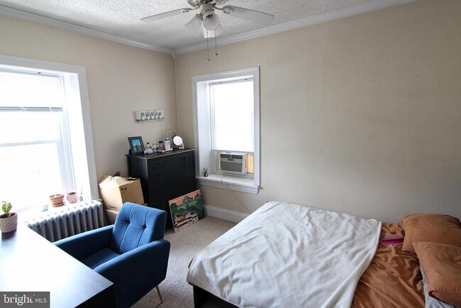 Foto del edificio - 3505-7 Bowman St