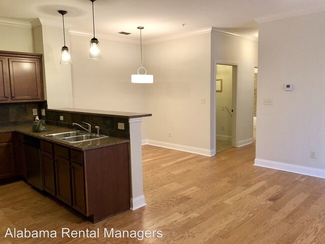 Building Photo - 2 br, 1 bath House - 503 Riverhaven Place