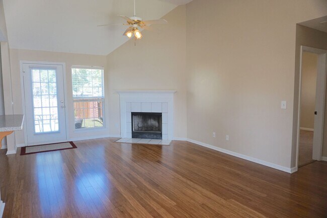 Foto del edificio - 3 BED | 2.5 BATH | POOLER